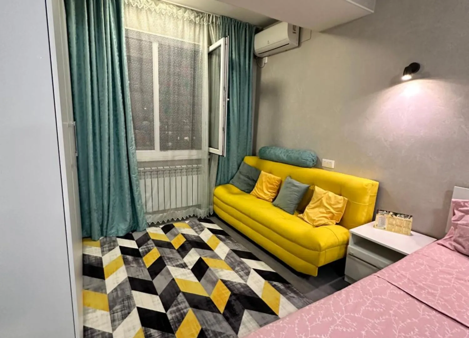 Apartment Modern Studio Almaty